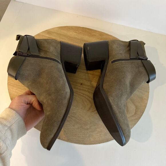 Charles David Italy Made Earth Tone Suede Leather Buckle Boot Size 39/8 - Picture 3 of 11